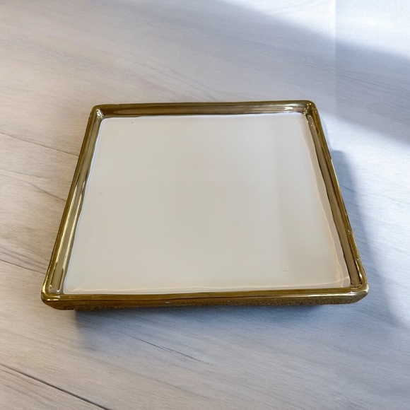 Shiny White and Gold tray - Picture 1 of 1